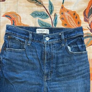 Abercrombie & Fitch Flare Jeans